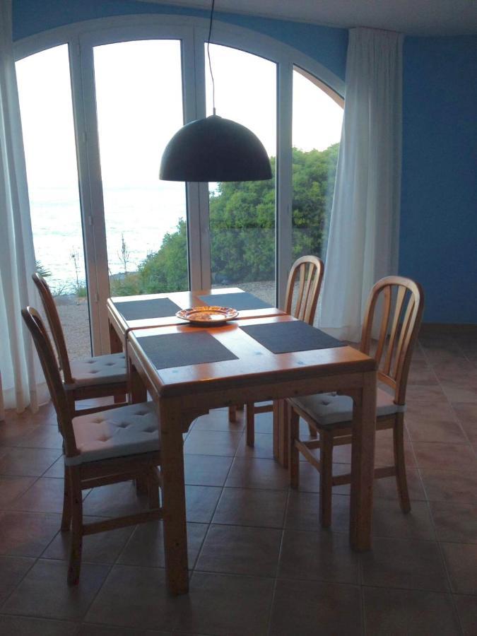 Residencial Playa Mar Apartment Cala Mandia  Bagian luar foto